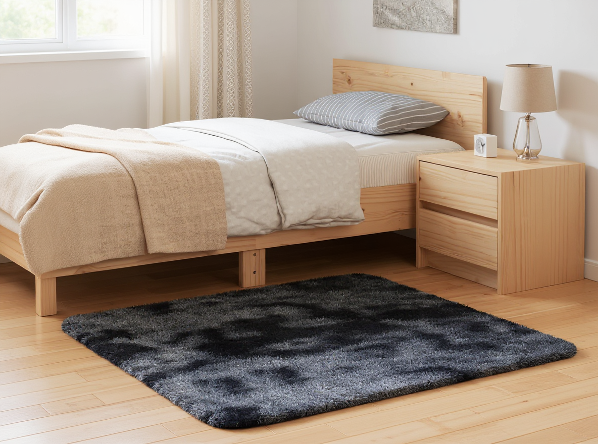 Quadratischer Hochflor-Teppich NAVARRA 160 x 160 cm Silbergrau unter dem Couchtisch